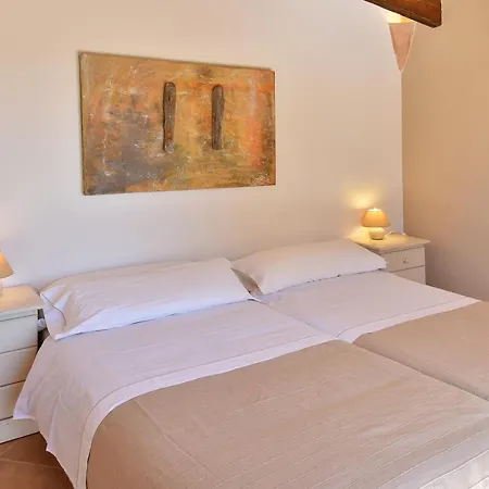 Finca Serral Holiday home Llombarts